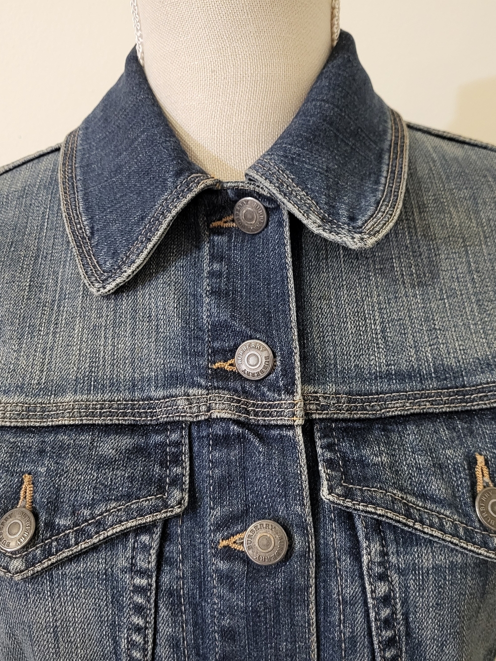 Burberry Faded Blue Slim Denim Jacket Buckled Strap Detail On Cuffs Western Bike - Picture 3 of 12